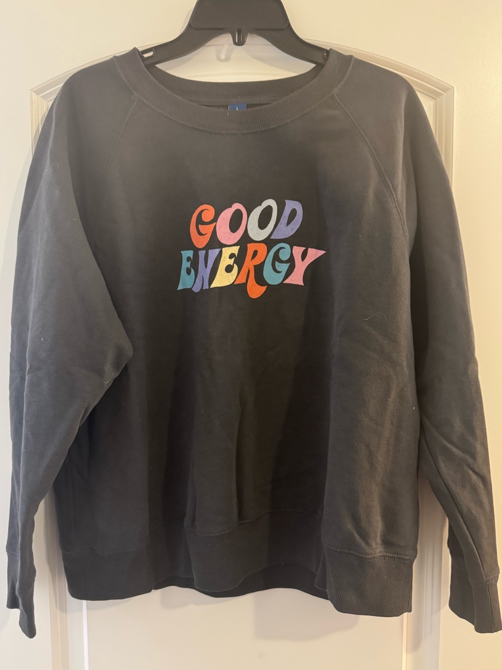 EUC lightweight sweatshirt